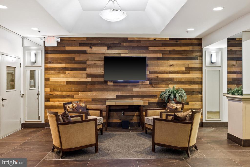 315 NEW STREET Unit: 517