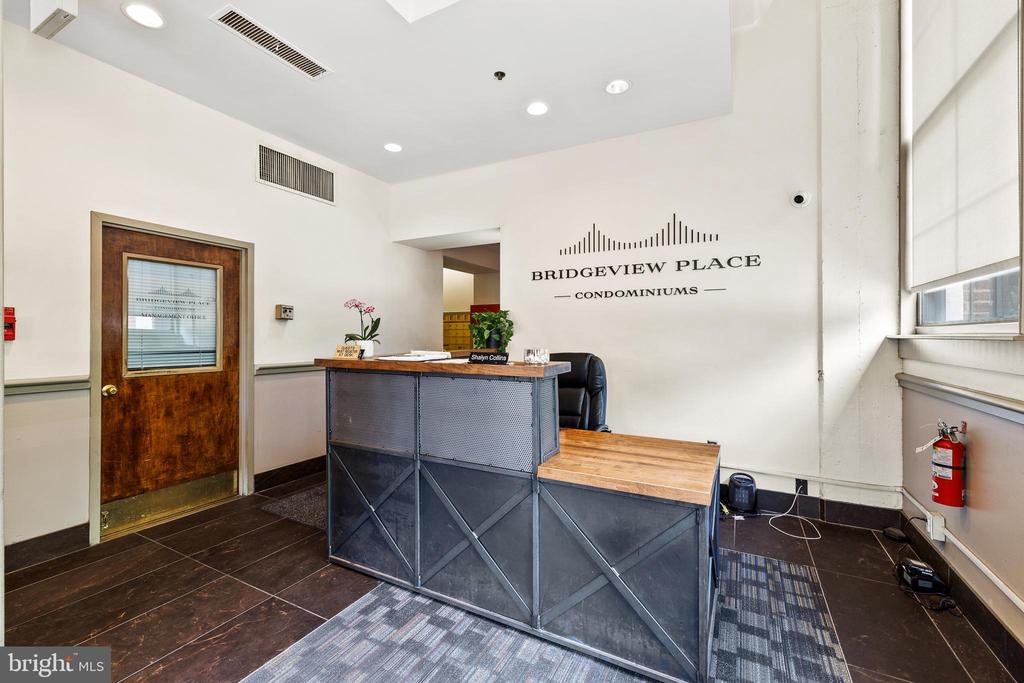 315 NEW STREET Unit: 517