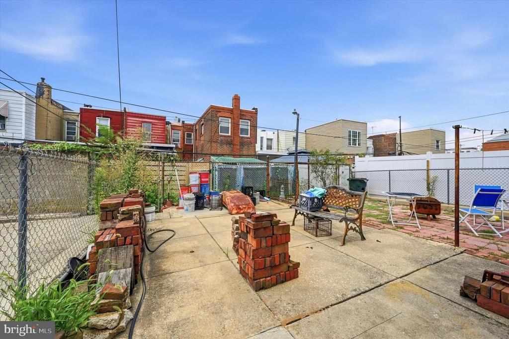 3132 GAUL STREET