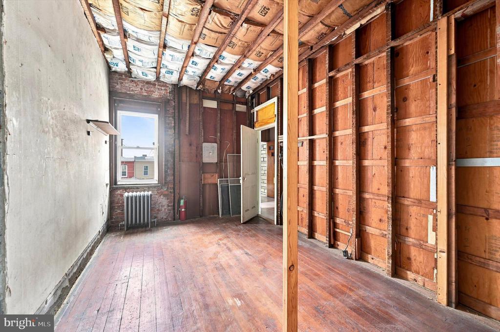 3132 GAUL STREET
