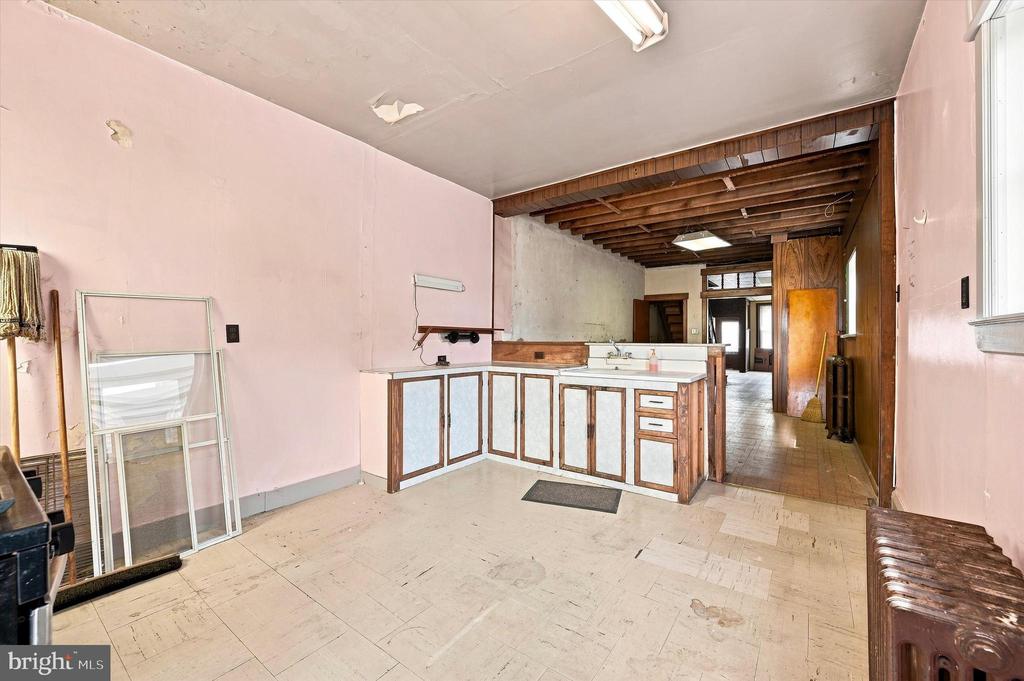 3132 GAUL STREET