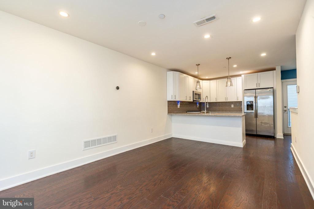 1139 CLAY STREET Unit: 2