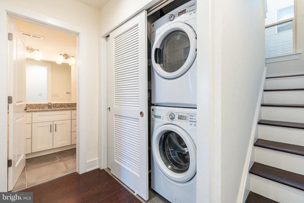 1139 CLAY STREET Unit: 2