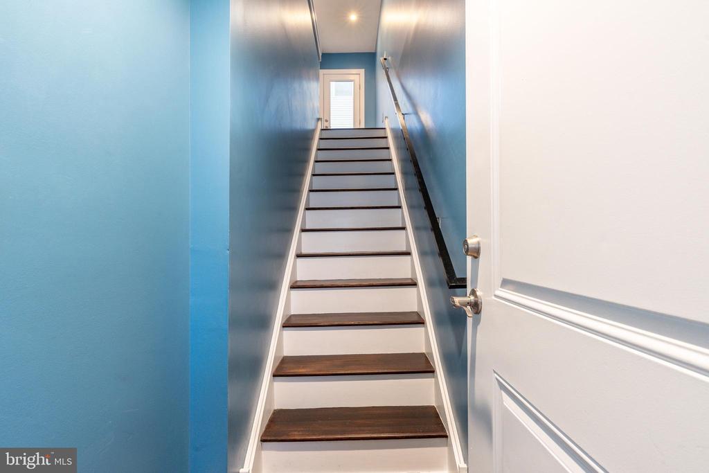 1139 CLAY STREET Unit: 2