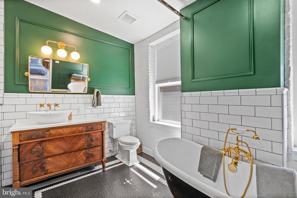 1311 S CARLISLE STREET Unit: D