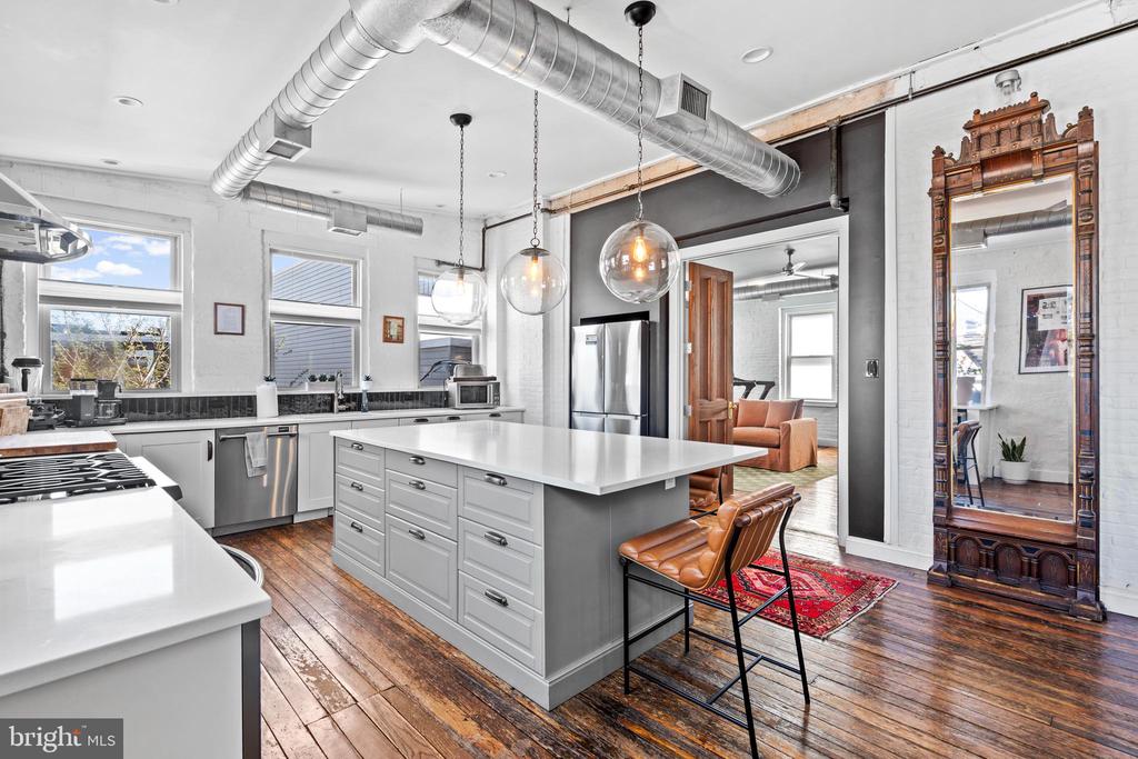 1311 S CARLISLE STREET Unit: D