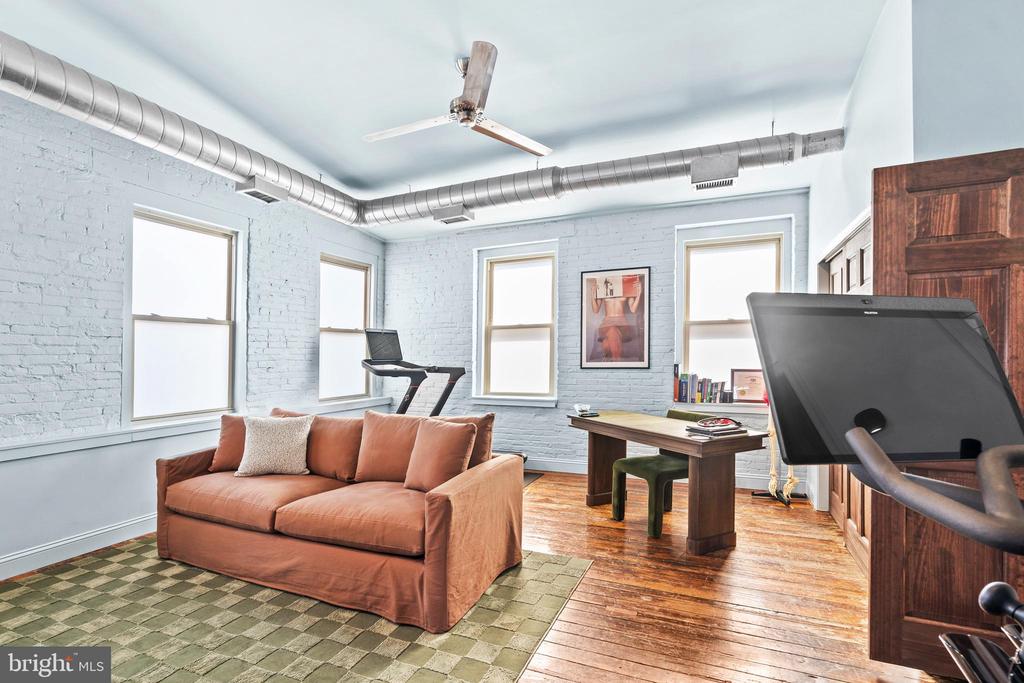 1311 S CARLISLE STREET Unit: D