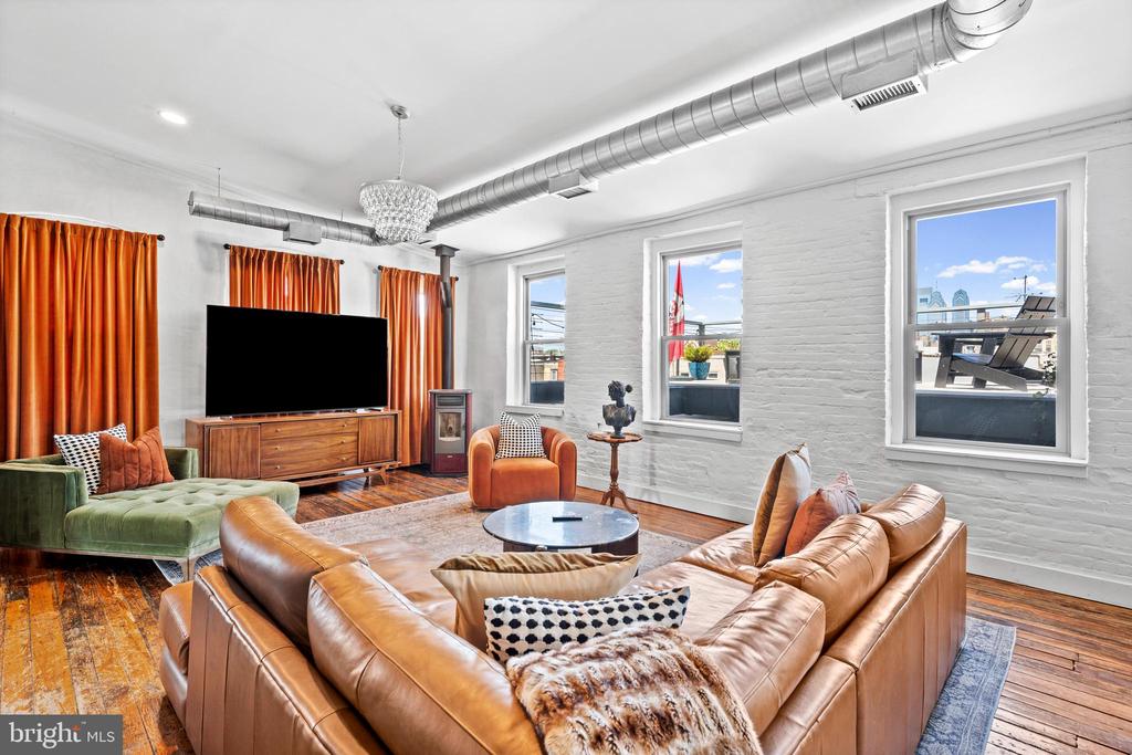 1311 S CARLISLE STREET Unit: D