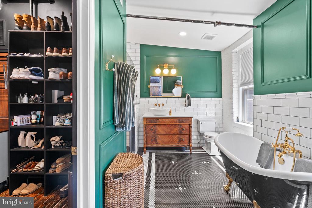 1311 S CARLISLE STREET Unit: D
