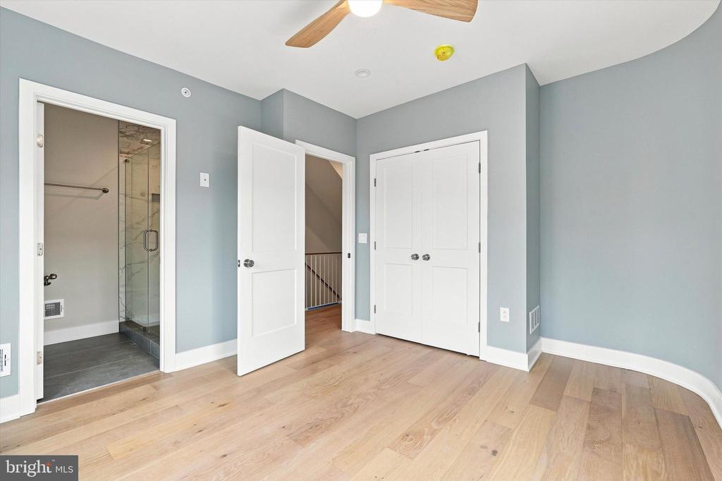 524 S 17TH STREET