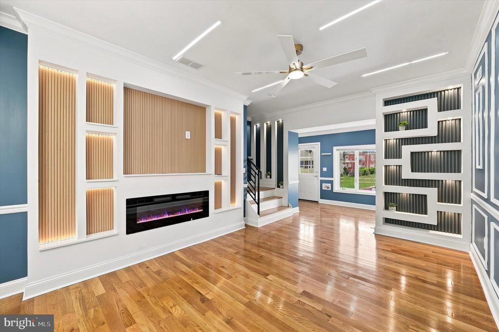 1942 S 56TH STREET