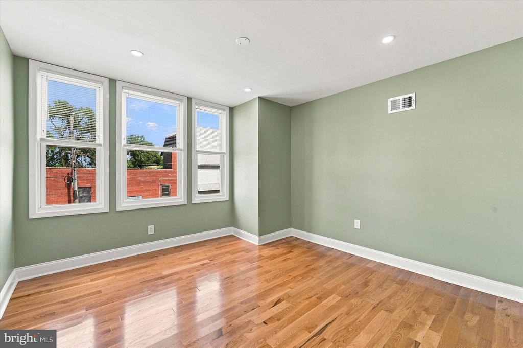 1942 S 56TH STREET