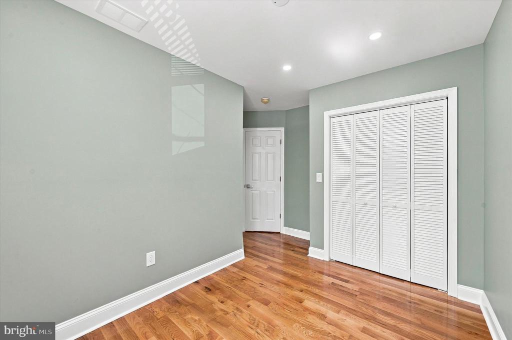 1942 S 56TH STREET