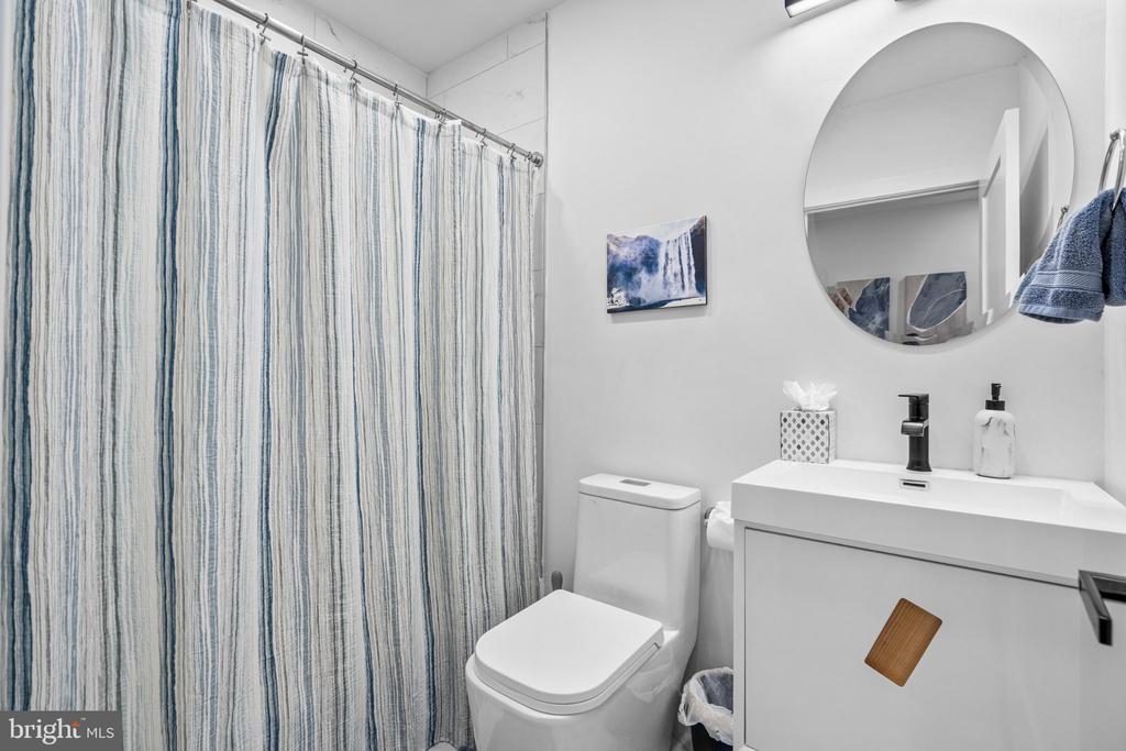 2808 W MASTER STREET Unit: 2