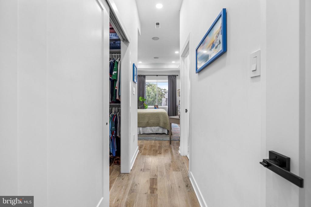 2808 W MASTER STREET Unit: 2