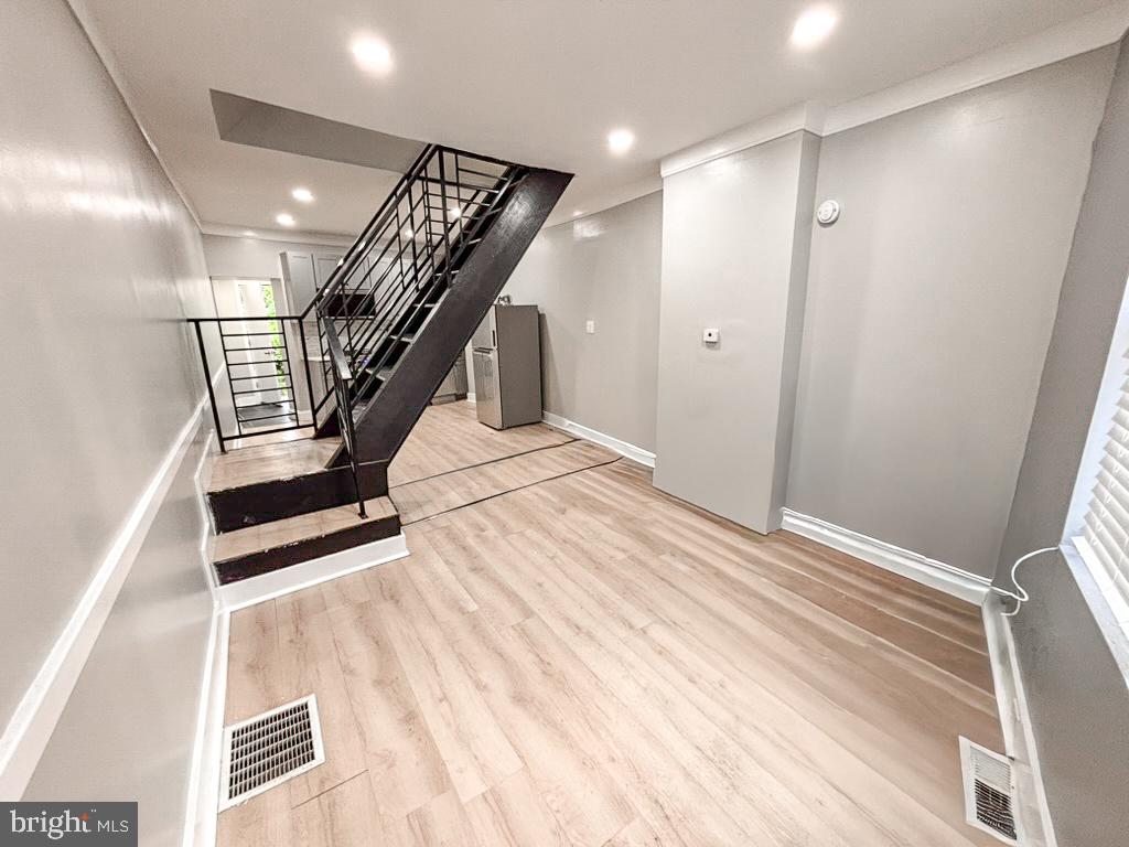 2529 COLLINS STREET