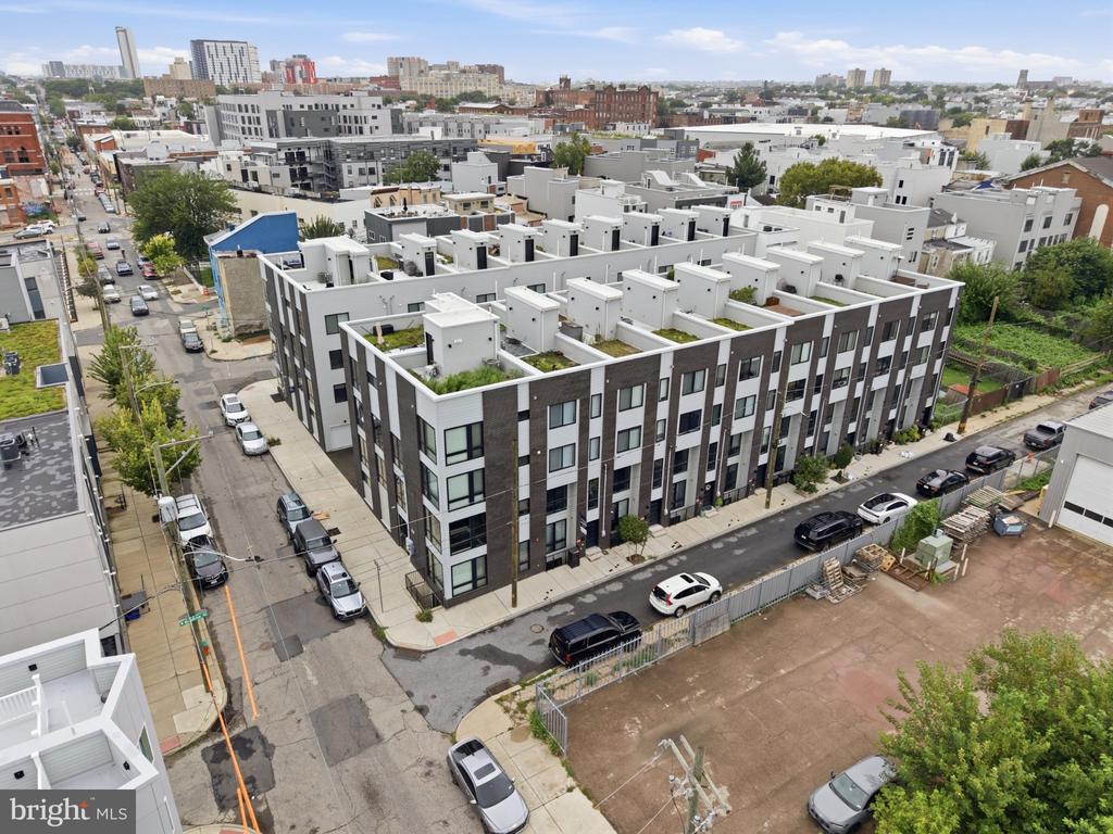 1600 N BODINE STREET