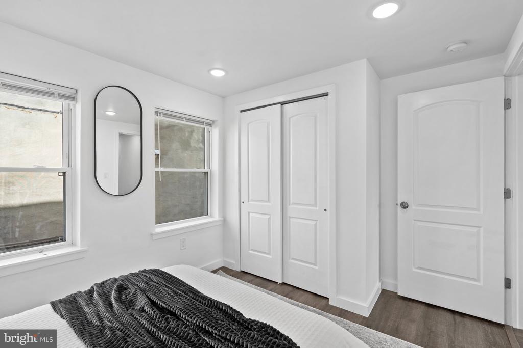 39 W WILDEY STREET