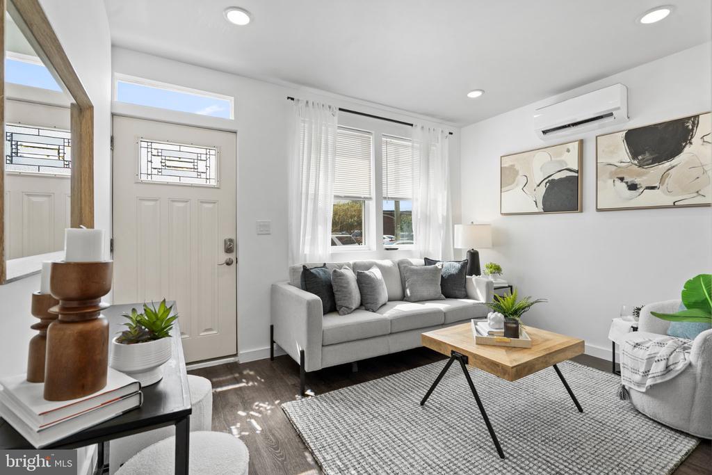 39 W WILDEY STREET