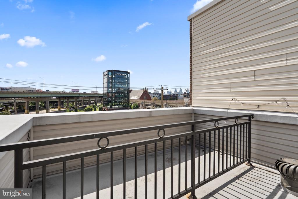 39 W WILDEY STREET