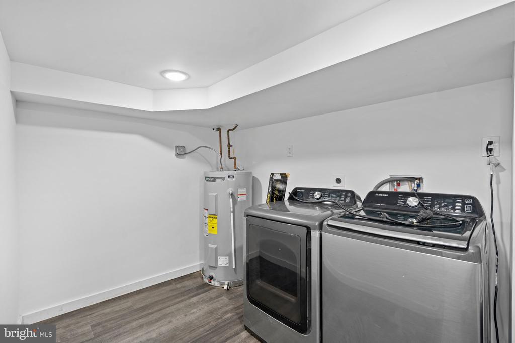 39 W WILDEY STREET