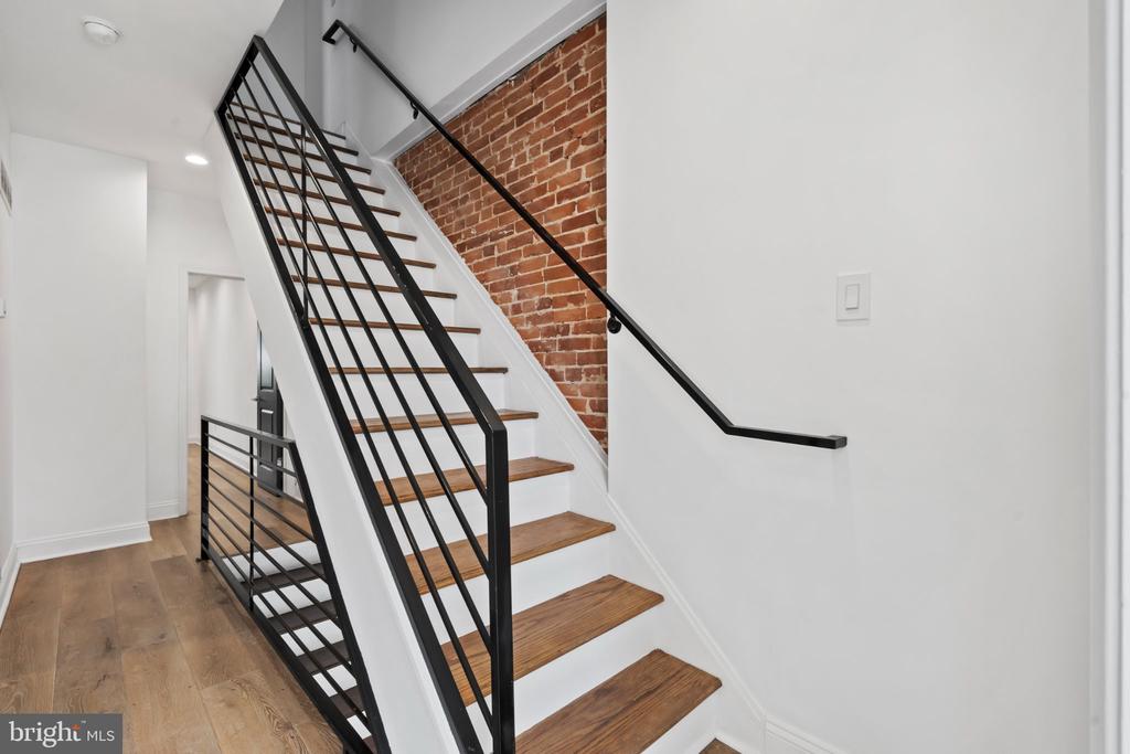 1807 WYLIE STREET