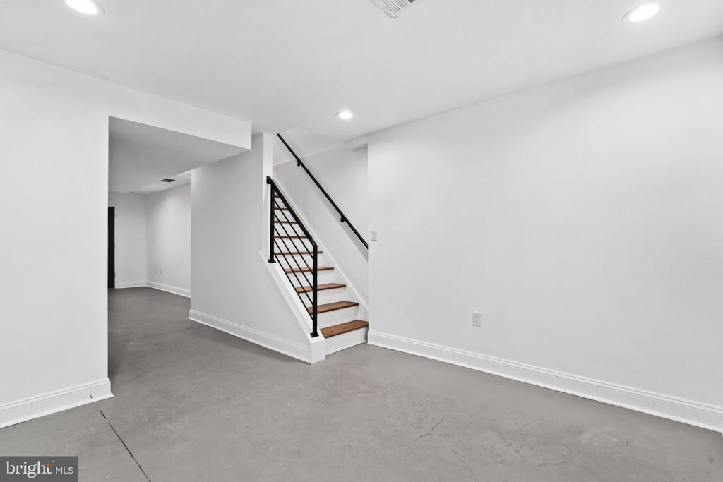 1807 WYLIE STREET