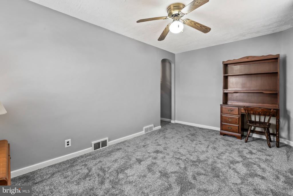 8010 LEXINGTON AVENUE