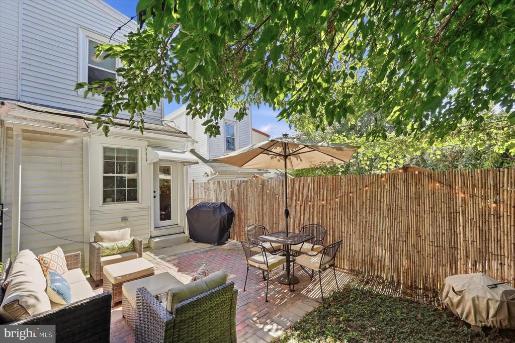 123 OSBORN STREET