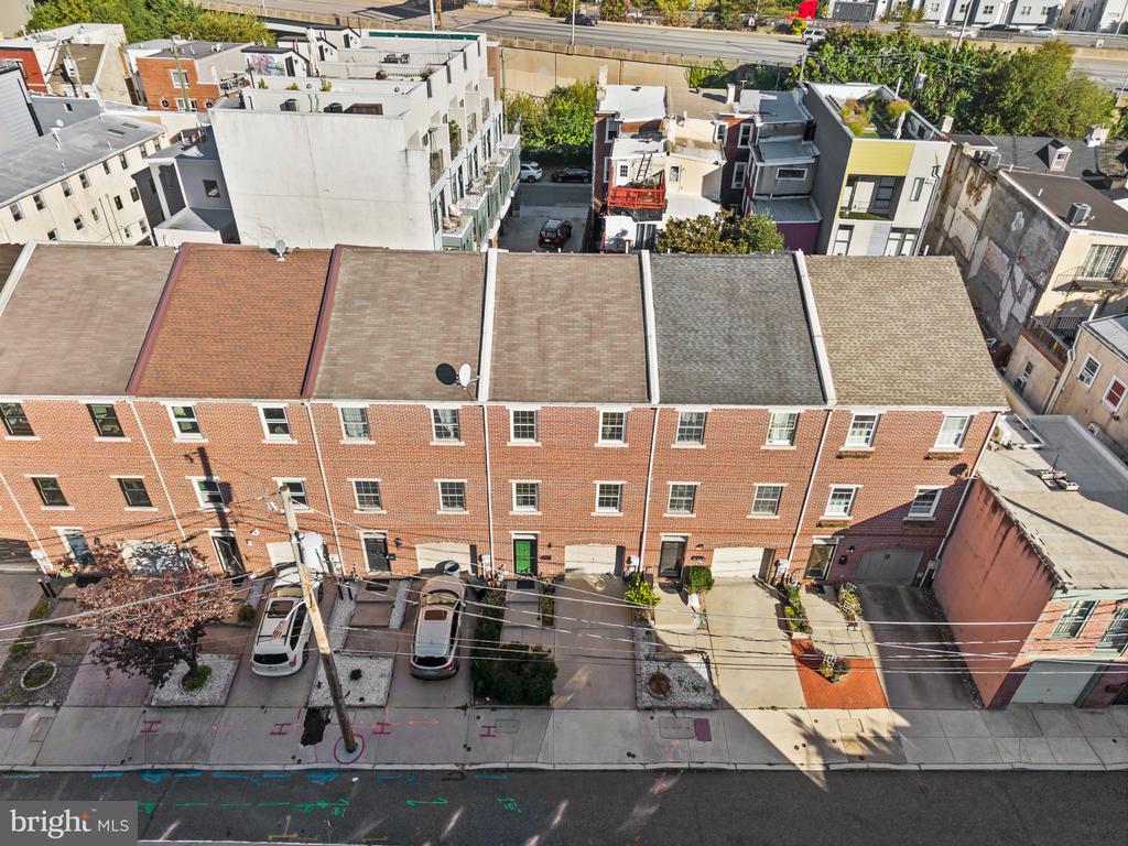 913 N HANCOCK STREET
