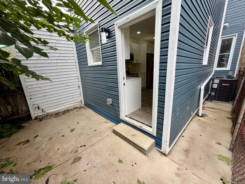3011 JANNEY STREET
