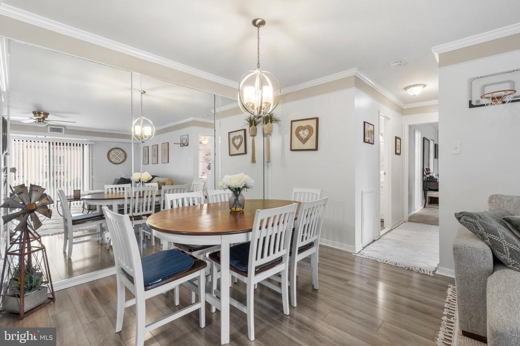 47202 DELAIRE LANDING ROAD Unit: 202