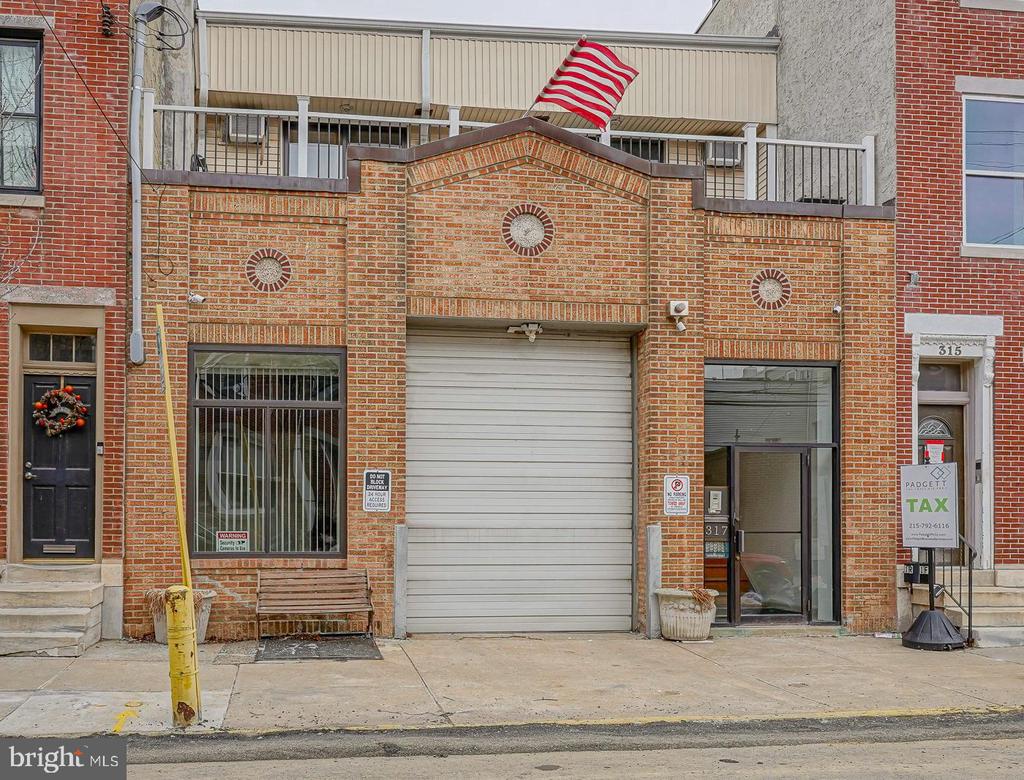317 DICKINSON STREET Unit: WAREHOUSE