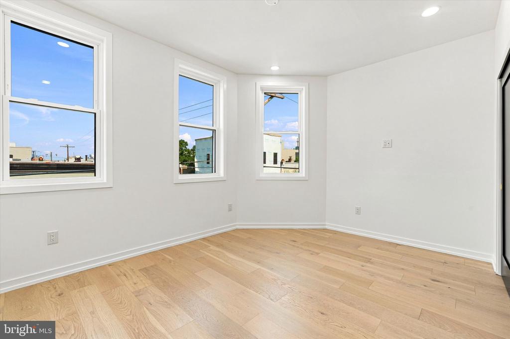 1235 S 26TH STREET Unit: 1