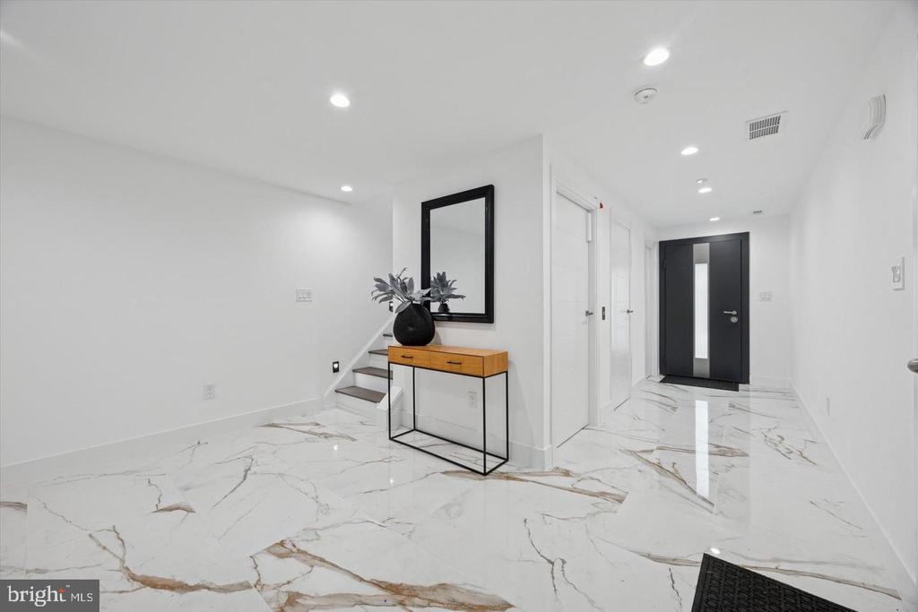 1922 GEARY STREET Unit: 10