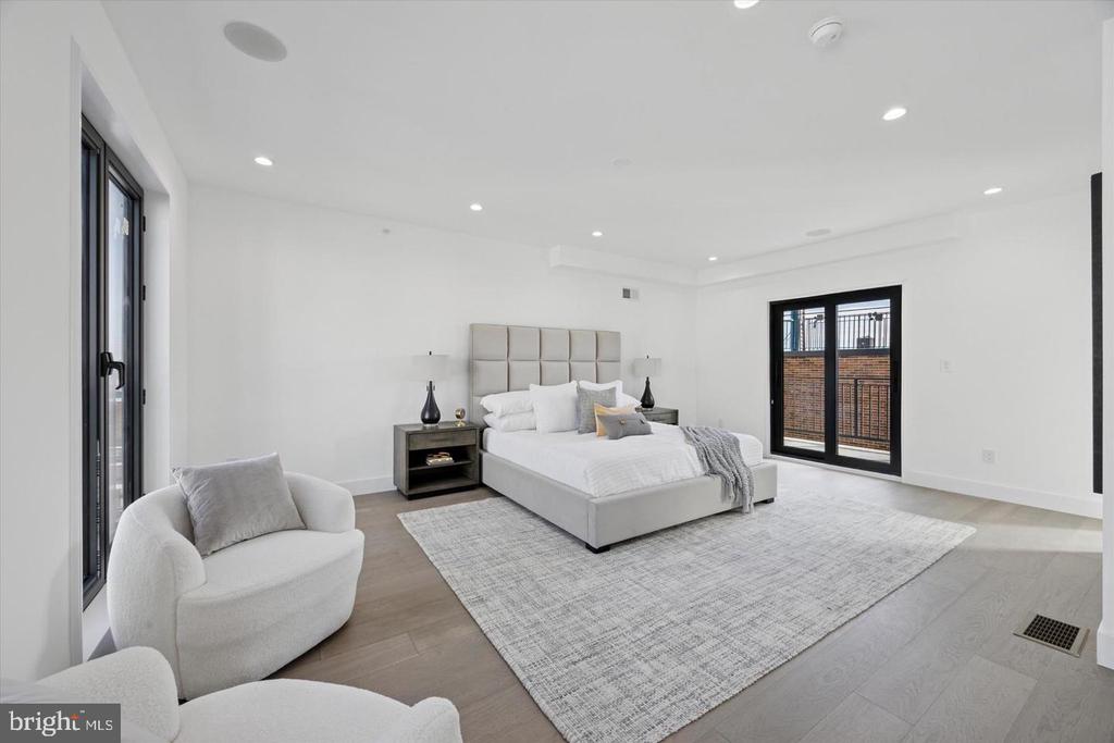 1922 GEARY STREET Unit: 10