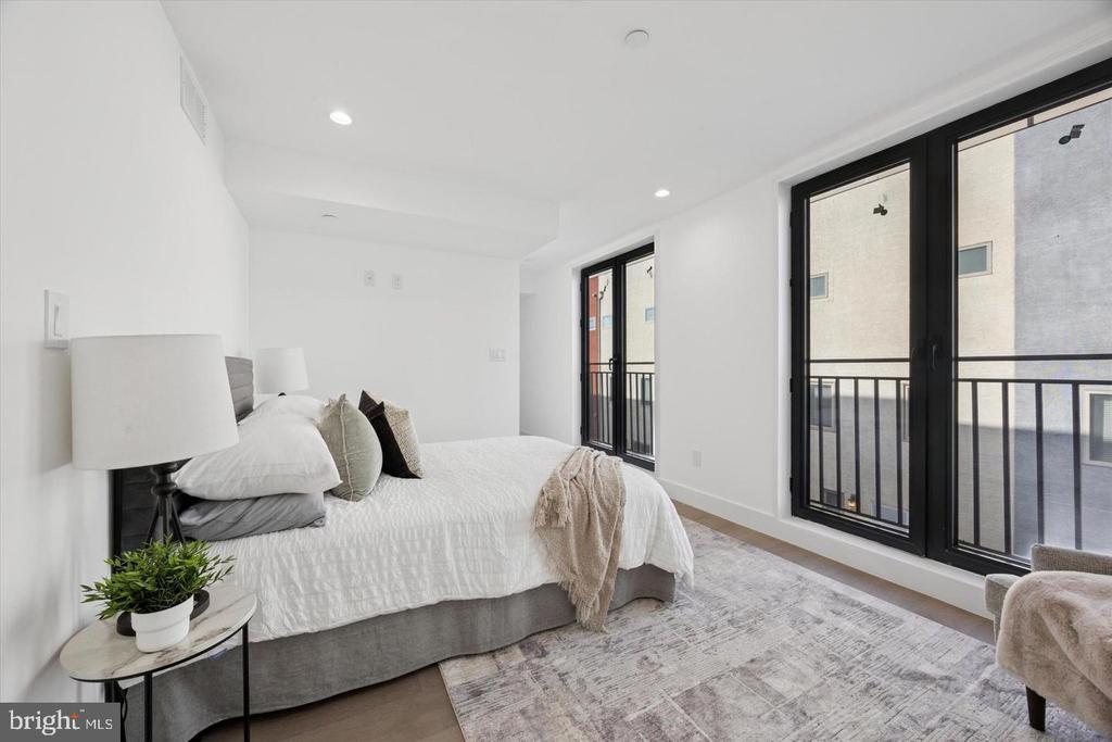 1922 GEARY STREET Unit: 10