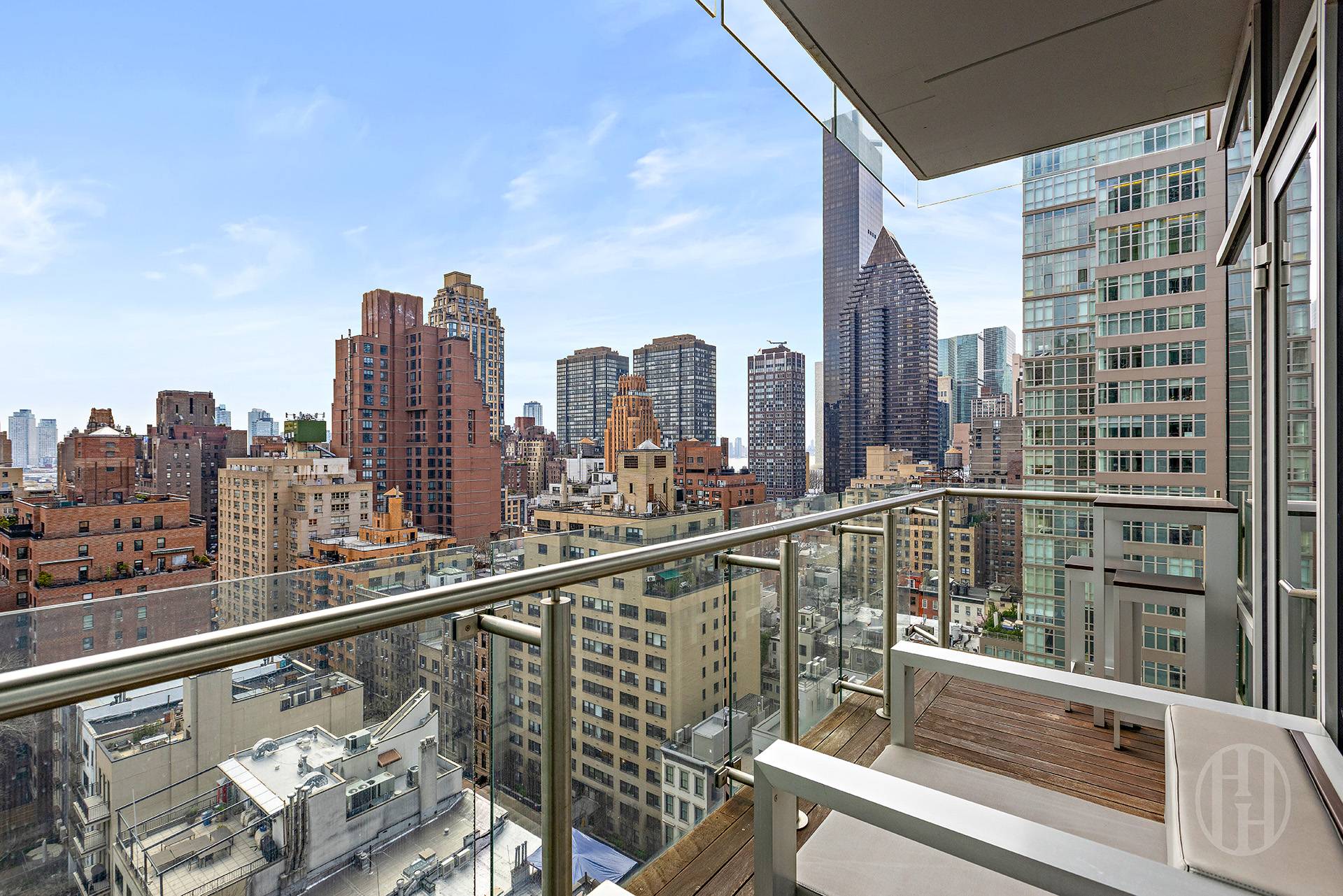 310 E 53rd Street 16C