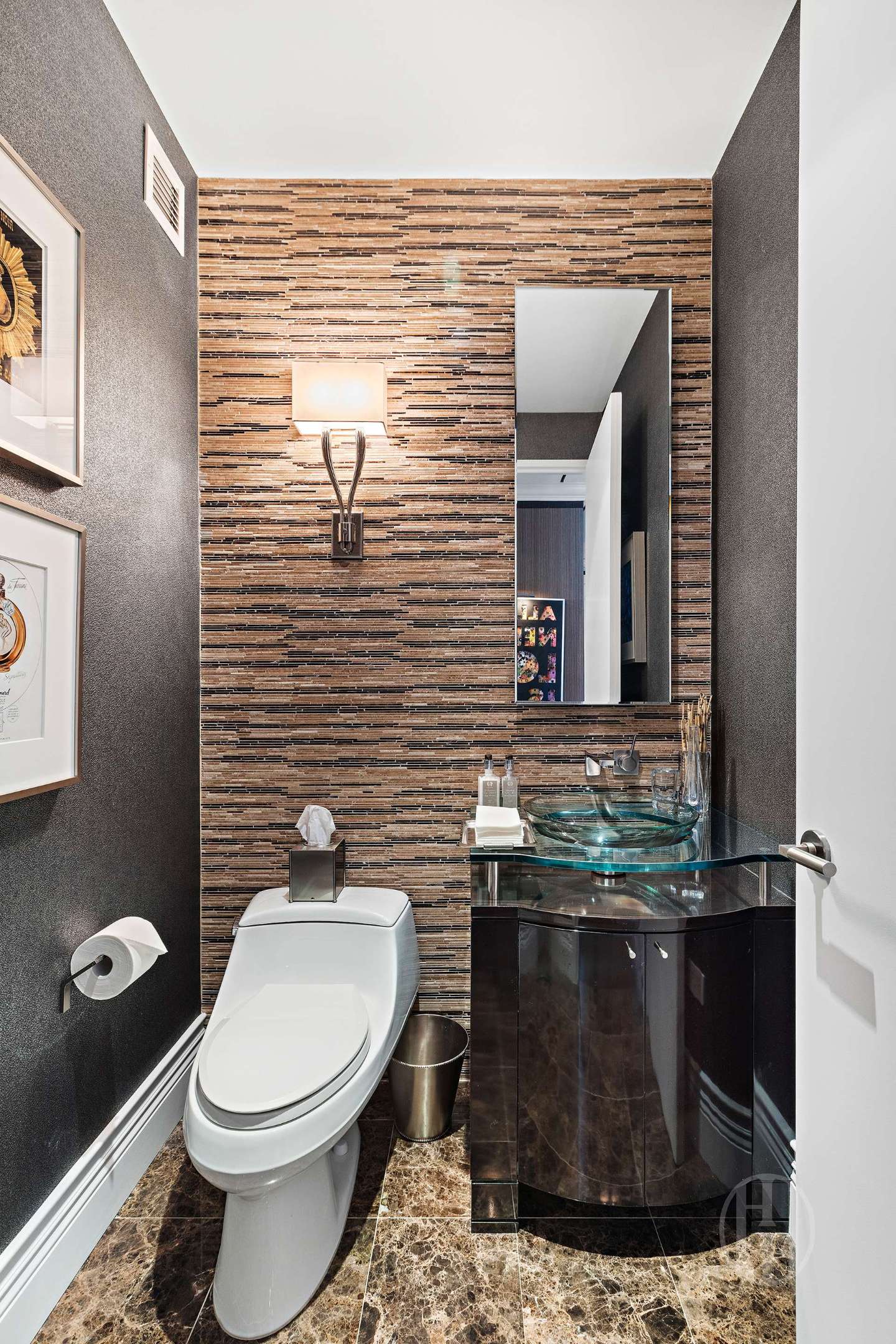 310 E 53rd Street 16C