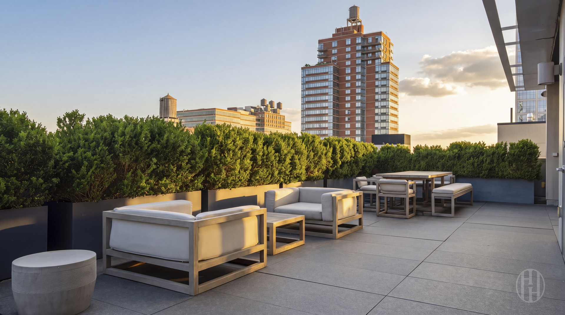 515 W 29th Street 9