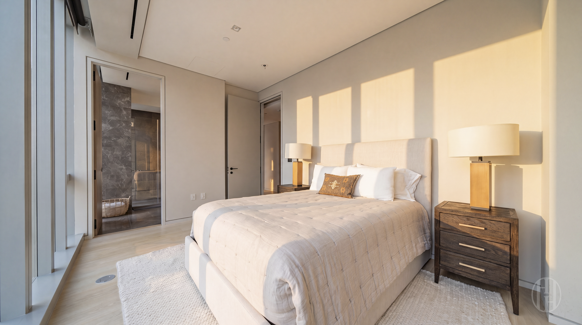 515 W 29th Street 9