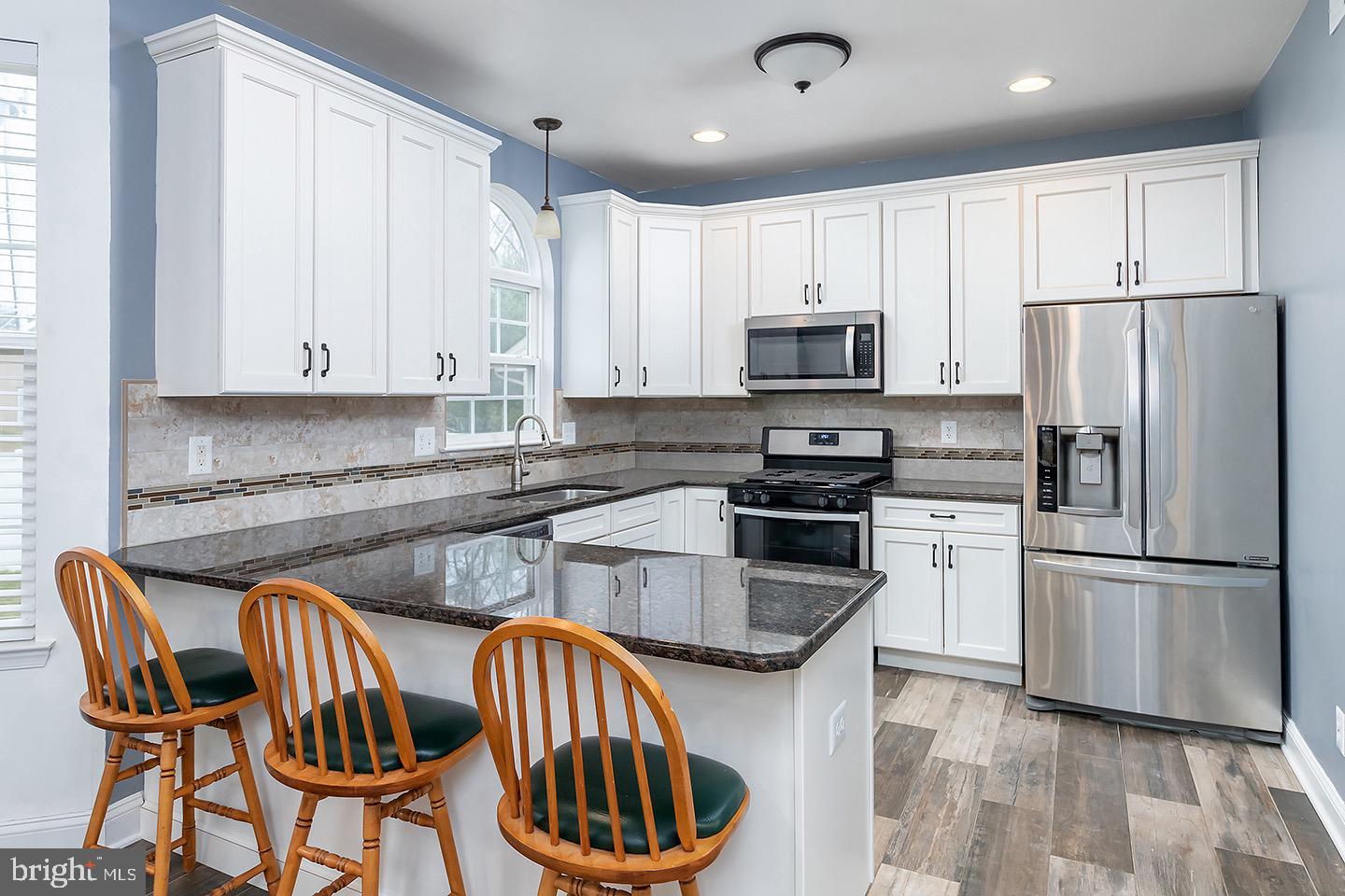 40 Chestnut Hill Ct