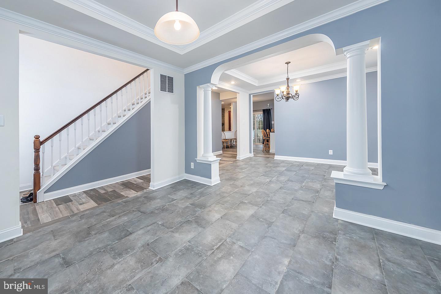 40 Chestnut Hill Ct