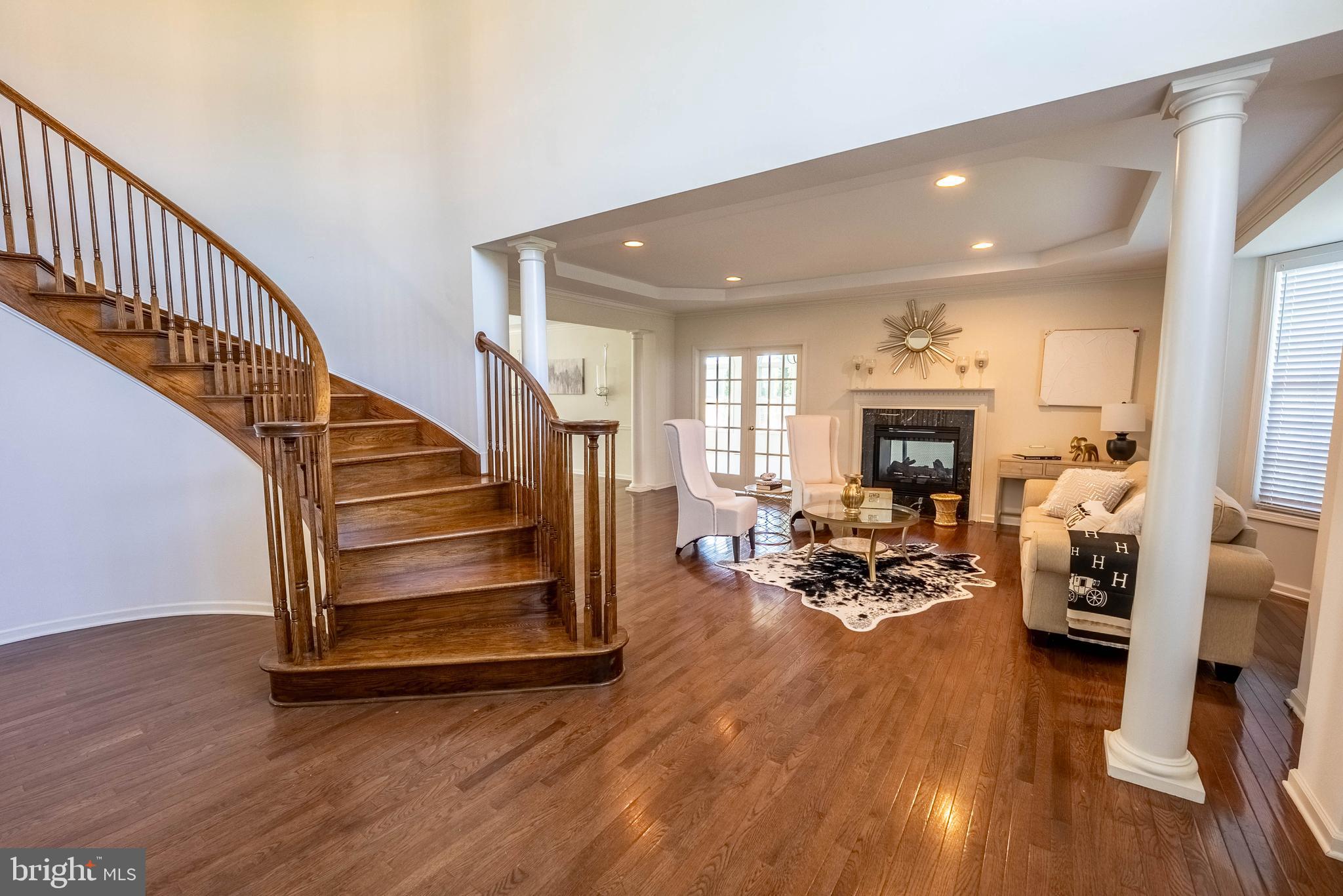 516 RACHEL DR