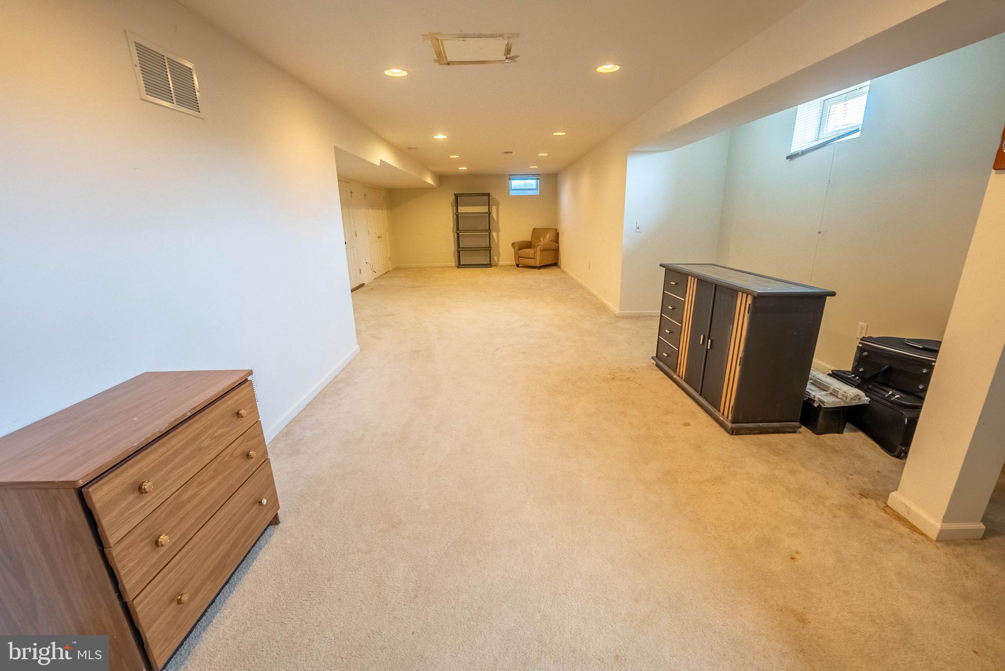 516 RACHEL DR