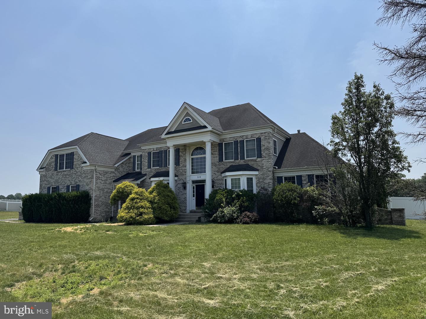 516 RACHEL DR