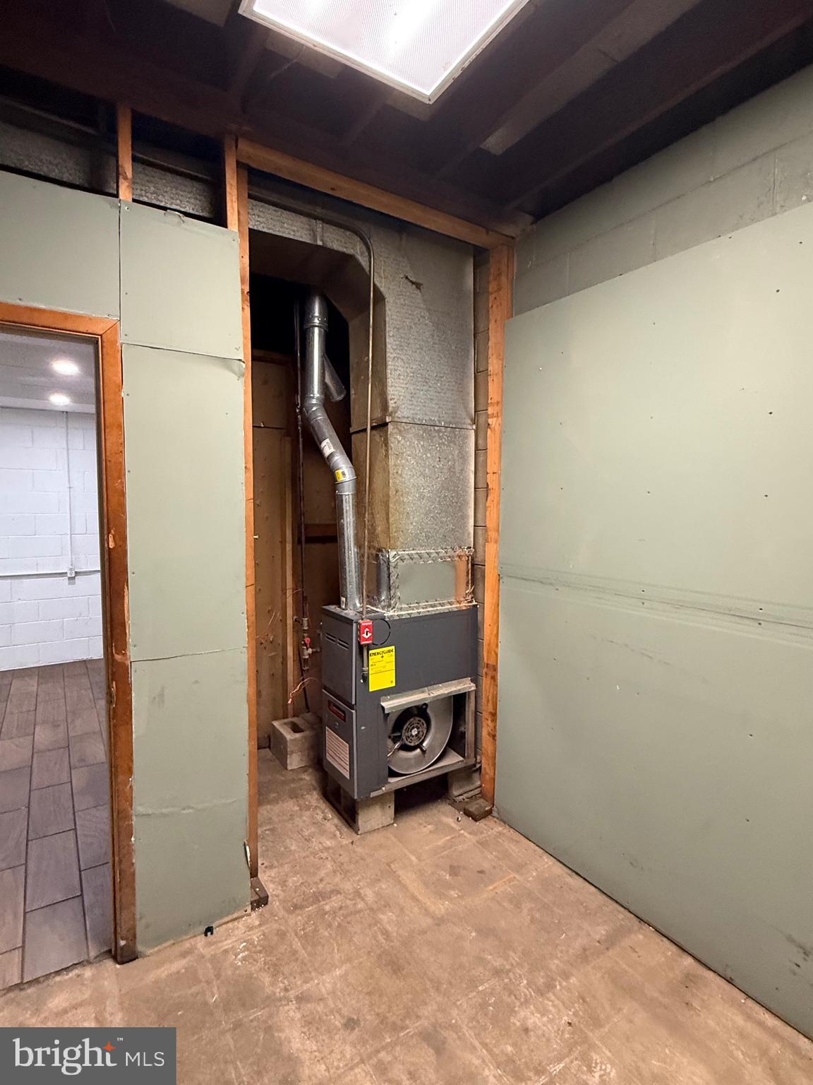 1590 5TH STREET BUILDING 2