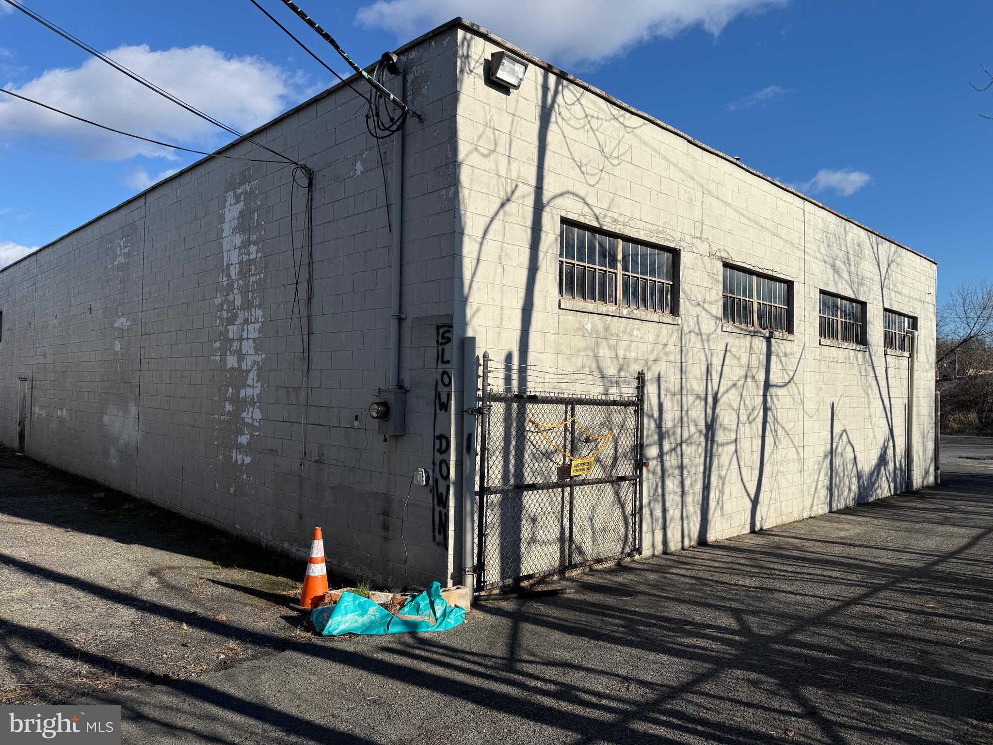 1590 5TH STREET BUILDING 2