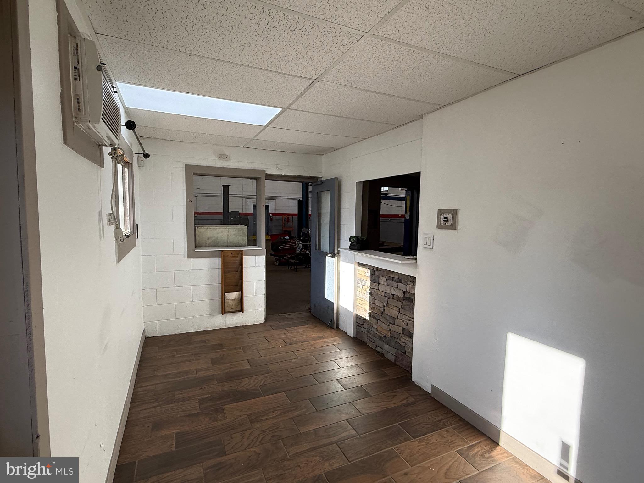 1590 5TH STREET BUILDING 2