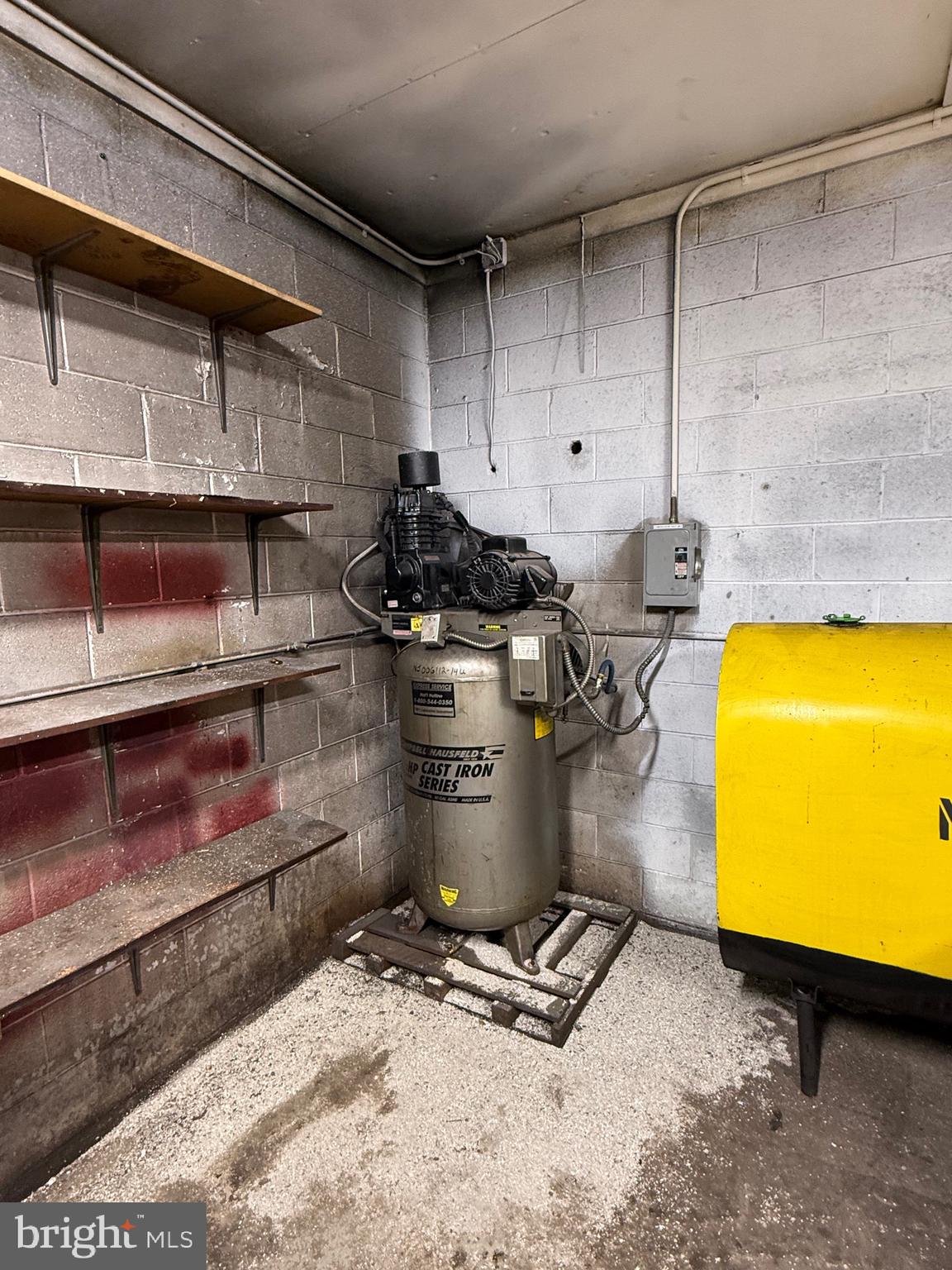 1590 5TH STREET BUILDING 2